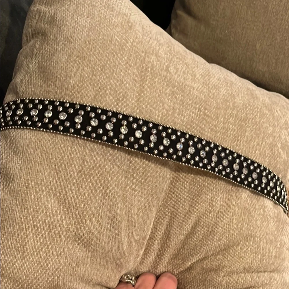 Guess Rhinestone belt size XL Black belt silver studded & rhinestone detailing